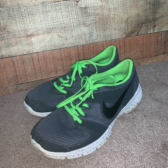 nike grey green shoes